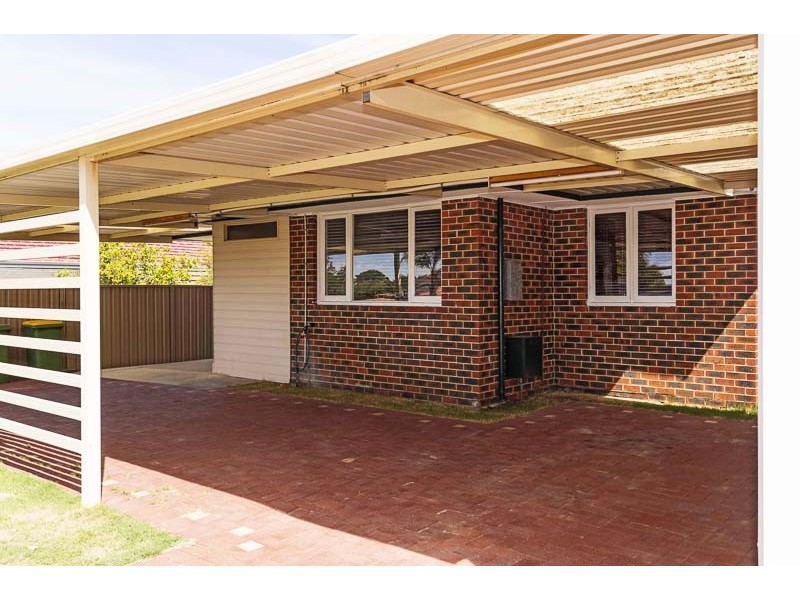 22 Sudlow Street, Embleton WA 6062