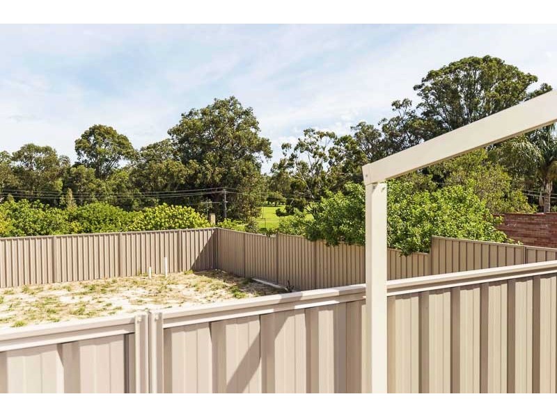 22 Sudlow Street, Embleton WA 6062