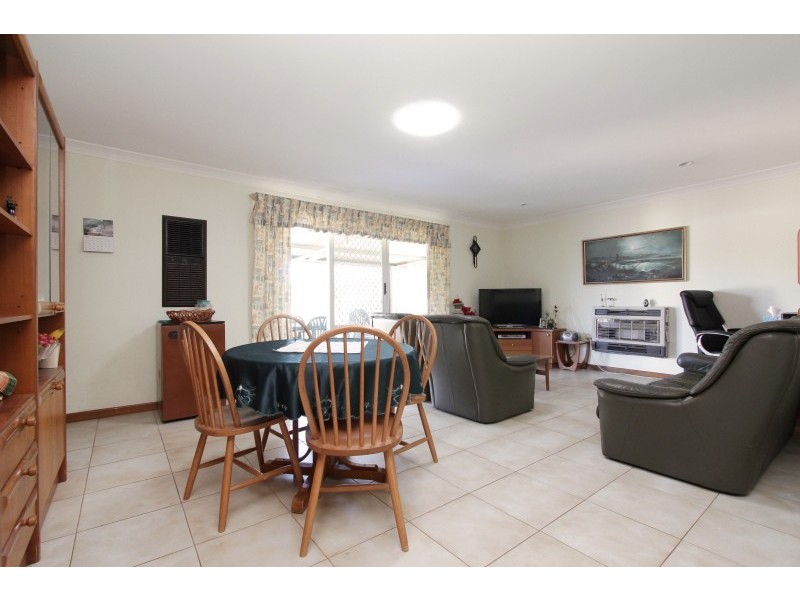 25 Salamander Street, Dianella WA 6059