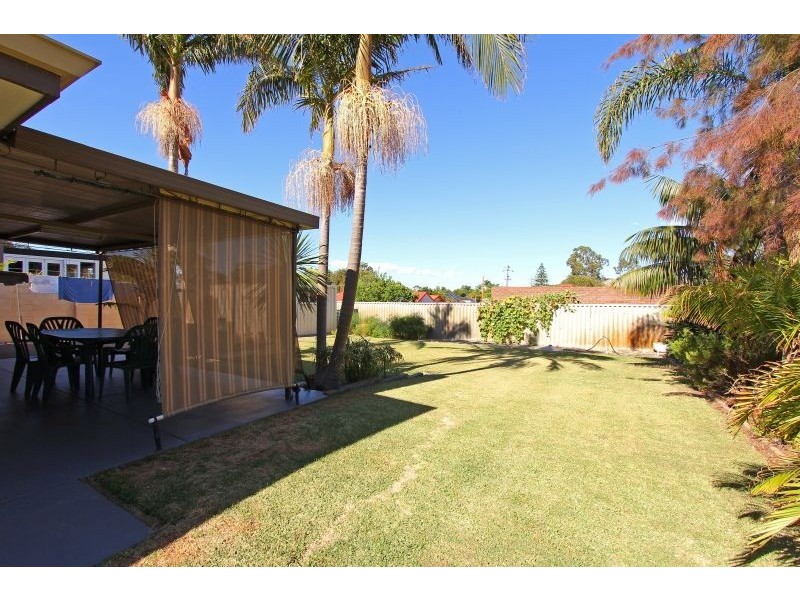 25 Salamander Street, Dianella WA 6059
