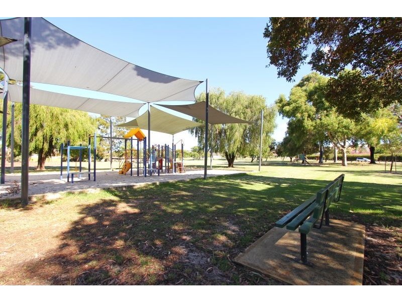 25 Salamander Street, Dianella WA 6059