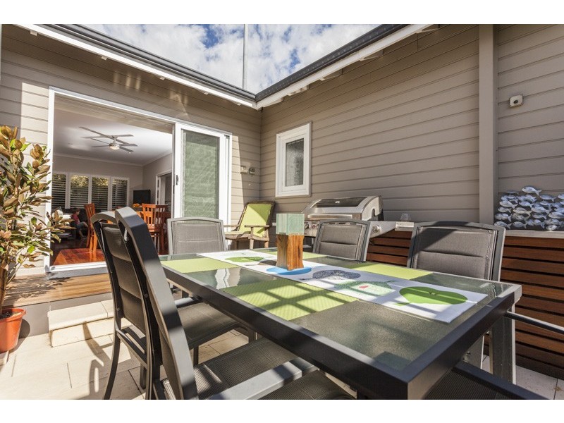 14 Grosvenor Road, Bayswater WA 6053