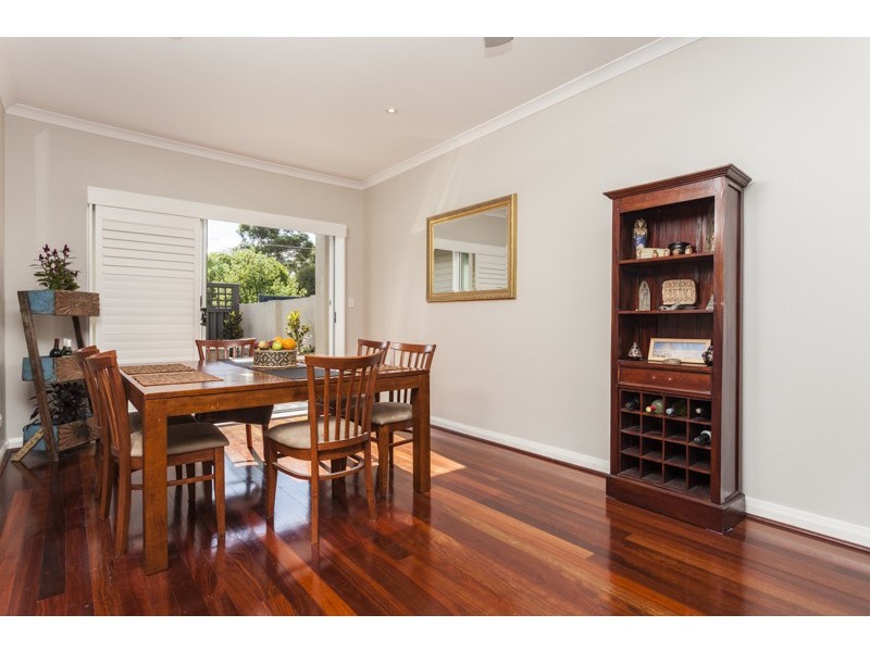 14 Grosvenor Road, Bayswater WA 6053