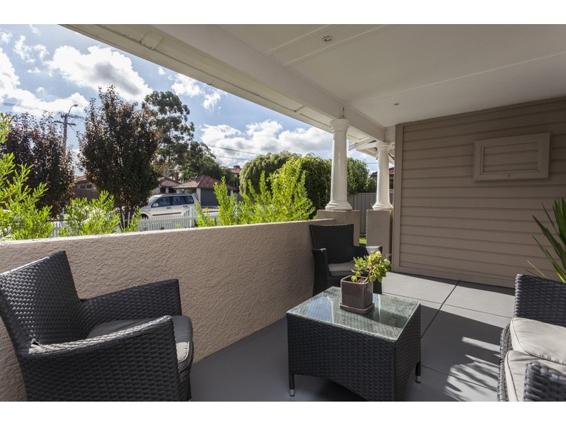 14 Grosvenor Road, Bayswater WA 6053