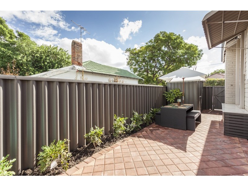 14 Grosvenor Road, Bayswater WA 6053