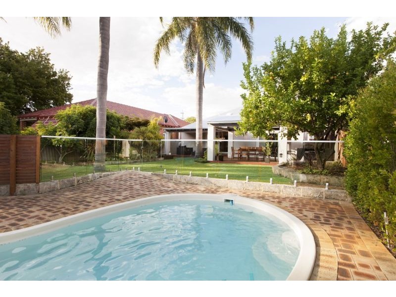 355 Crawford Road, Inglewood WA 6052