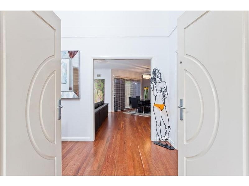 2/33 Second Avenue, Kensington WA 6151