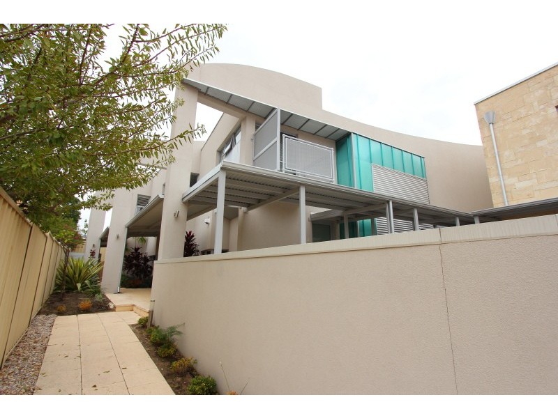 6/135 Loftus Street, Leederville WA 6007