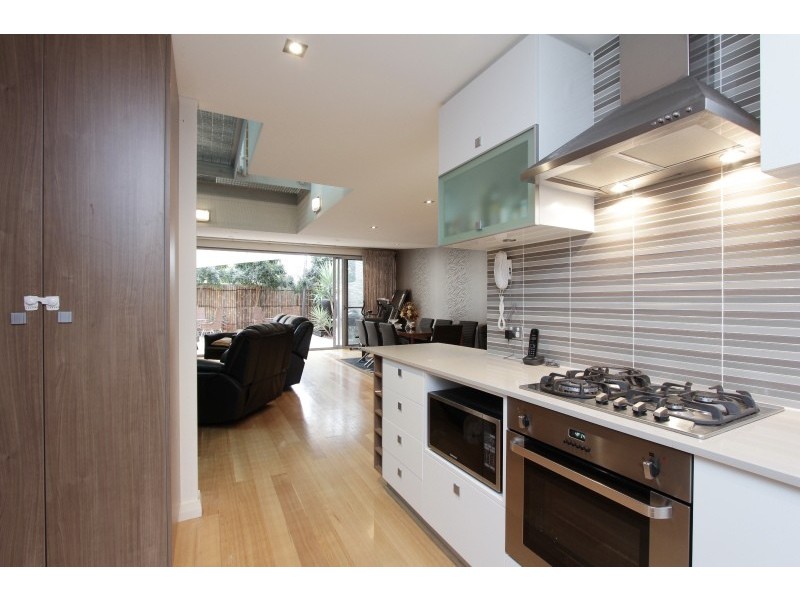 6/135 Loftus Street, Leederville WA 6007