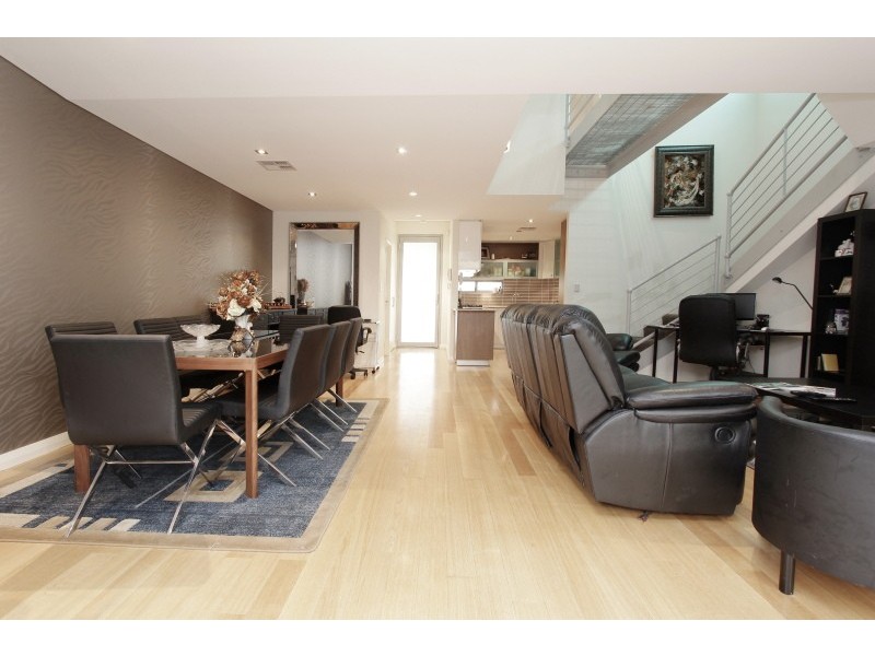 6/135 Loftus Street, Leederville WA 6007