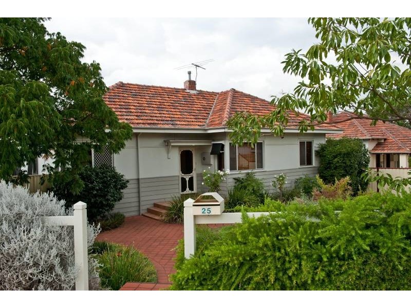 25 Slade Street, Bayswater WA 6053
