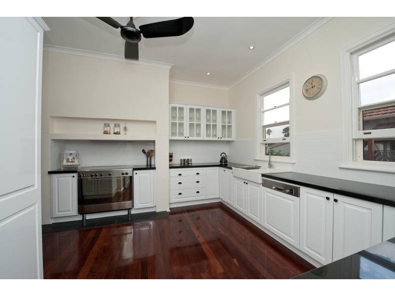 25 Slade Street, Bayswater WA 6053