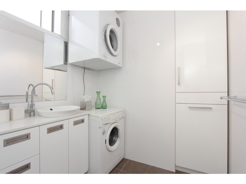 90/12 Wall Street, Maylands WA 6051