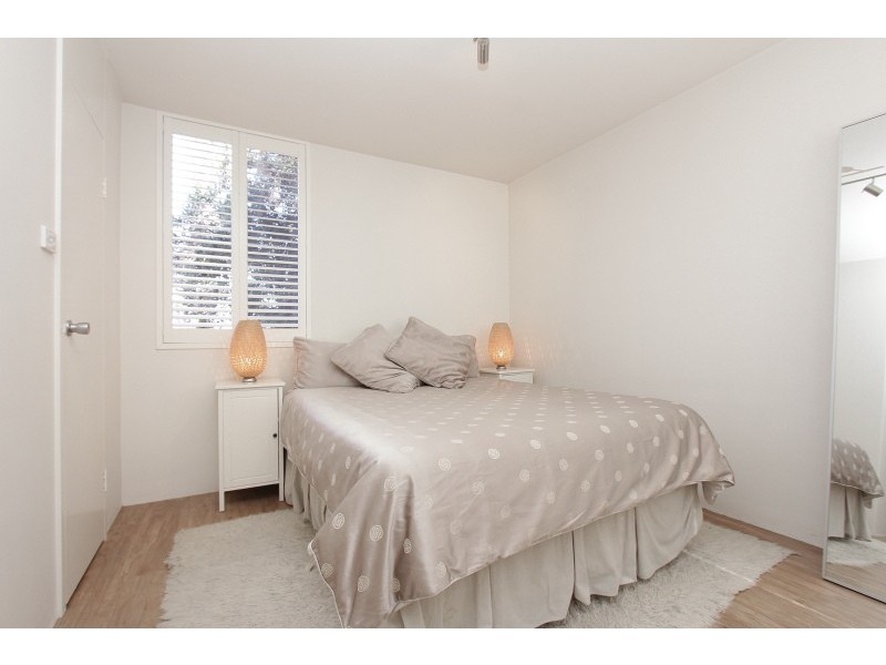 90/12 Wall Street, Maylands WA 6051