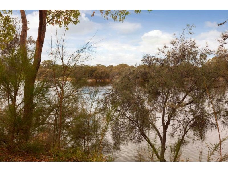 1 Ashfield Parade, Ashfield WA 6054