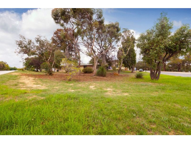 1 Ashfield Parade, Ashfield WA 6054