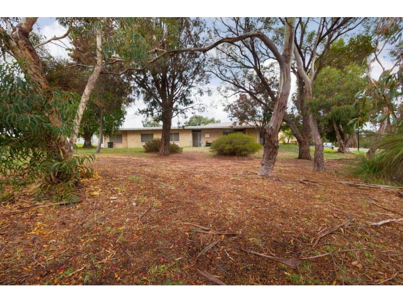 1 Ashfield Parade, Ashfield WA 6054