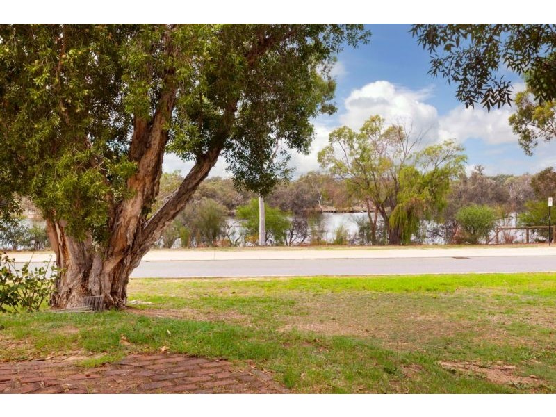 1 Ashfield Parade, Ashfield WA 6054