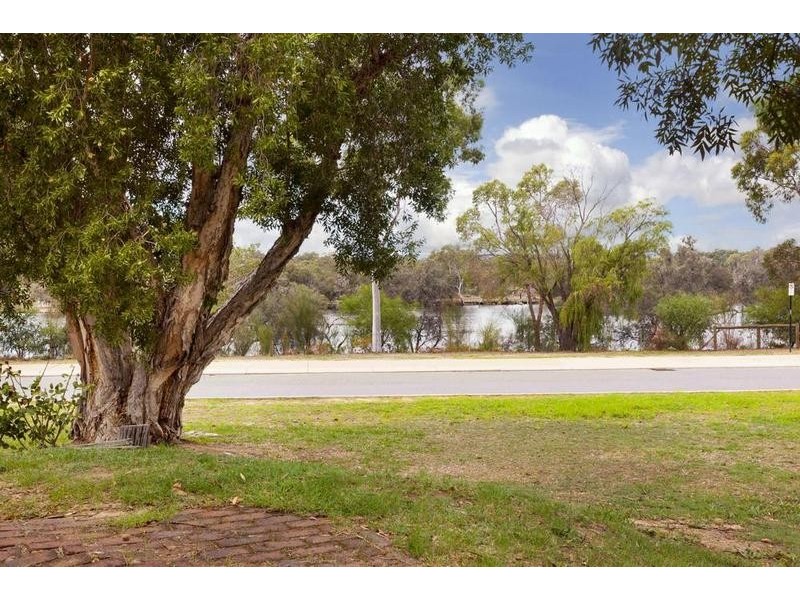 1 Ashfield Parade, Ashfield WA 6054