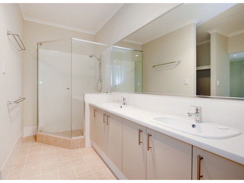 9 Colgoola Brace, Bassendean WA 6054