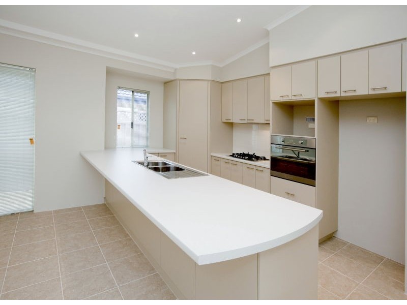 9 Colgoola Brace, Bassendean WA 6054