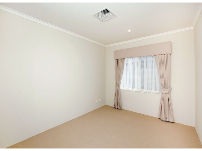 9 Colgoola Brace, Bassendean WA 6054