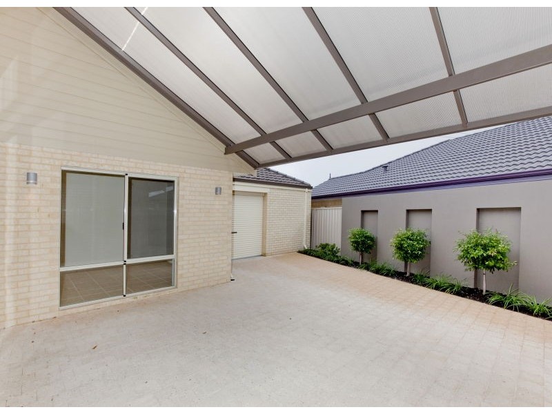 9 Colgoola Brace, Bassendean WA 6054