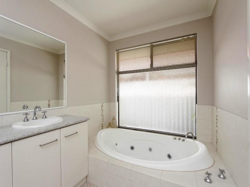 86 Cresswell Road, Dianella WA 6059