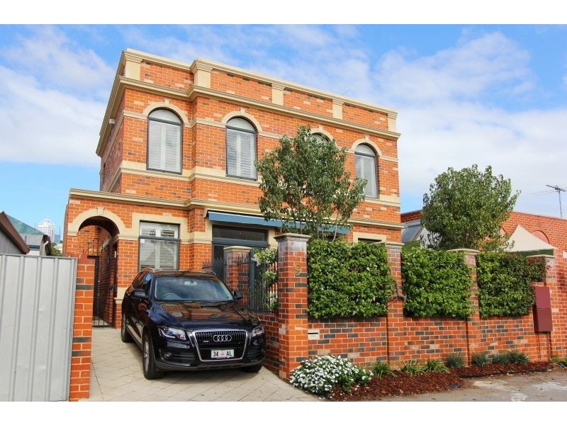 9 Edith Street, Highgate WA 6003