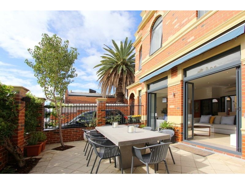 9 Edith Street, Highgate WA 6003