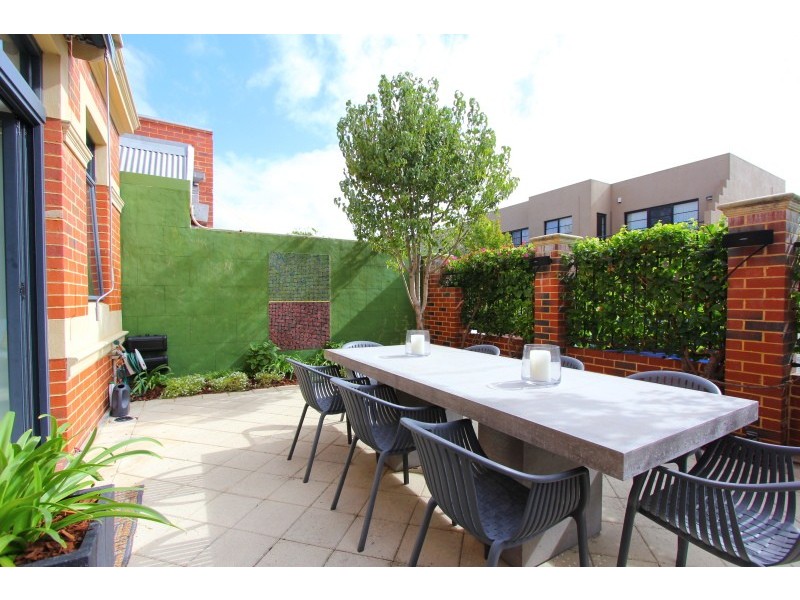 9 Edith Street, Highgate WA 6003