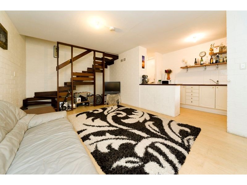 10/10 Wright Street, Perth WA 6000