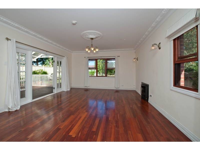 2 Wisbech Street, Bayswater WA 6053