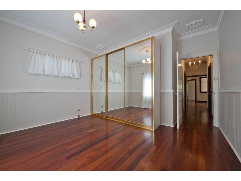 2 Wisbech Street, Bayswater WA 6053