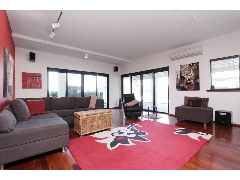 6 Maybach Way, Dianella WA 6059