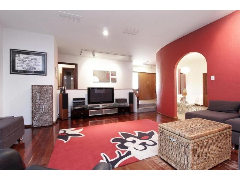 6 Maybach Way, Dianella WA 6059