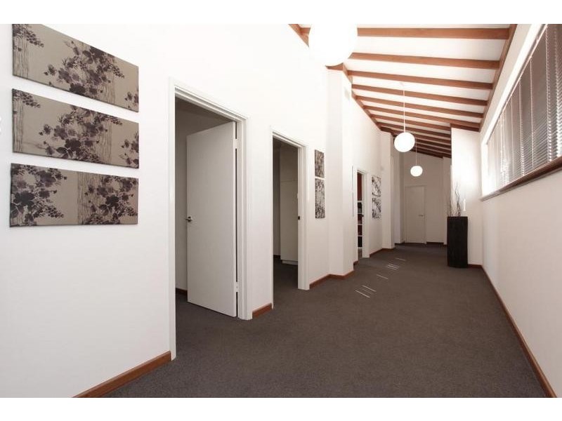 6 Maybach Way, Dianella WA 6059