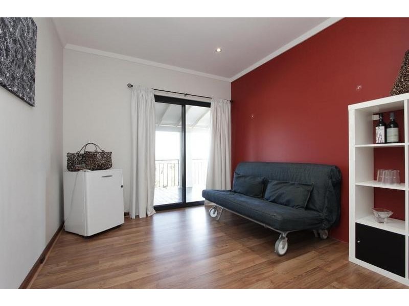 6 Maybach Way, Dianella WA 6059