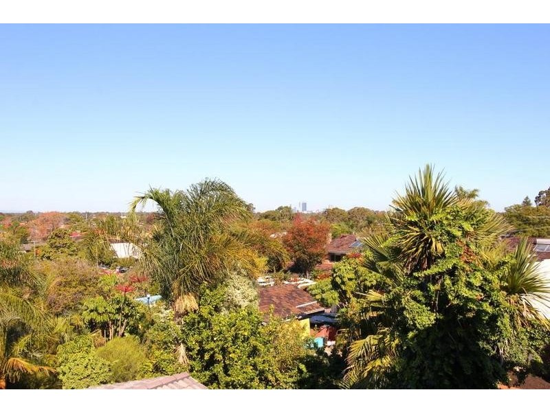 6 Maybach Way, Dianella WA 6059