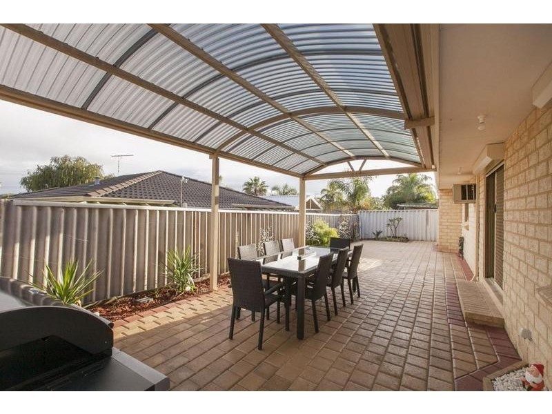 2/103 Epsom Avenue, Redcliffe WA 6104