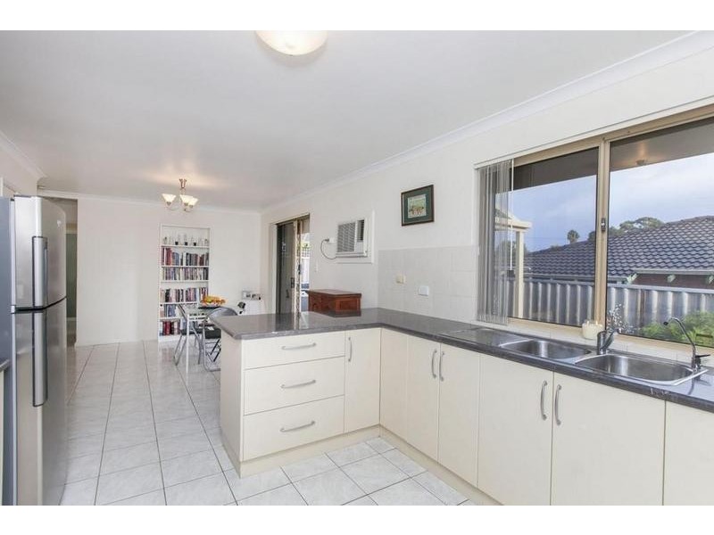 2/103 Epsom Avenue, Redcliffe WA 6104