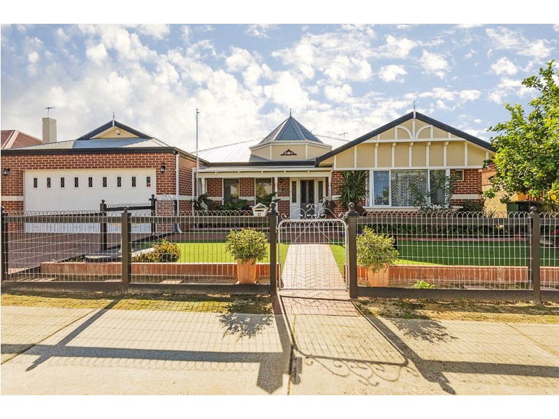 12 Devon Road, Bassendean WA 6054