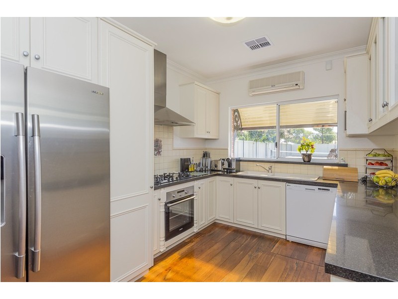 12 Devon Road, Bassendean WA 6054