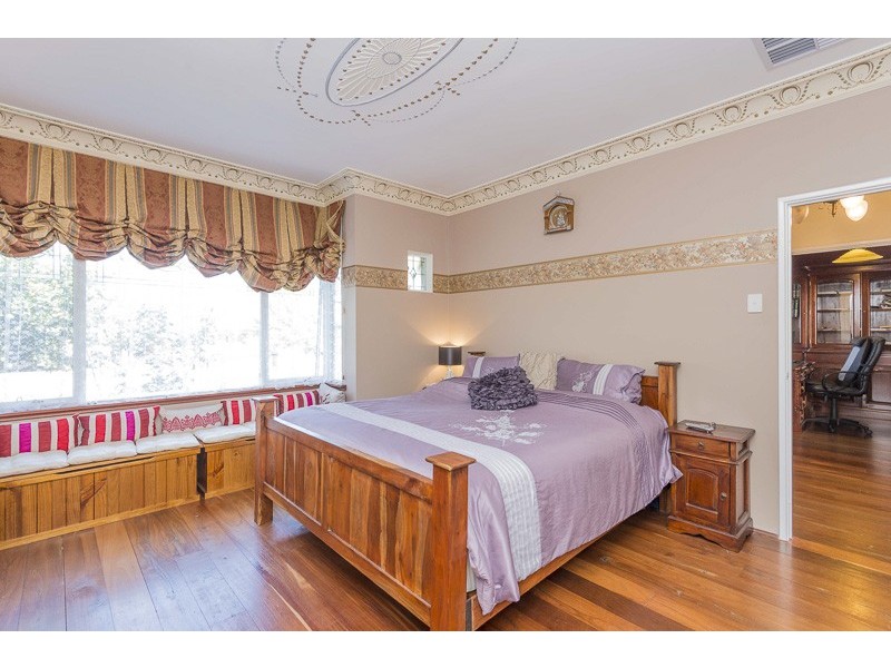 12 Devon Road, Bassendean WA 6054