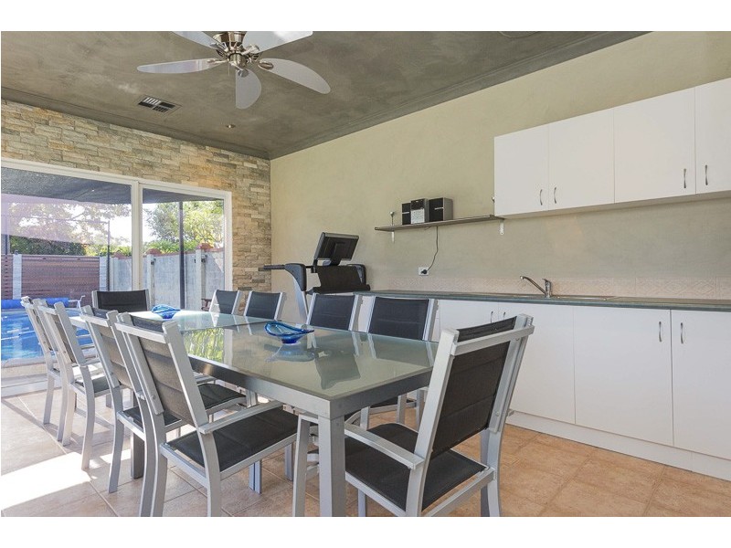 12 Devon Road, Bassendean WA 6054