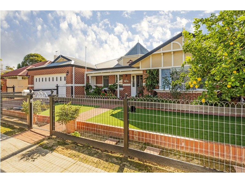 12 Devon Road, Bassendean WA 6054