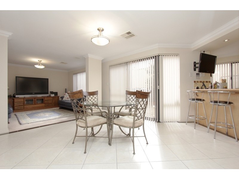 3/162C Moulden Avenue, Yokine WA 6060