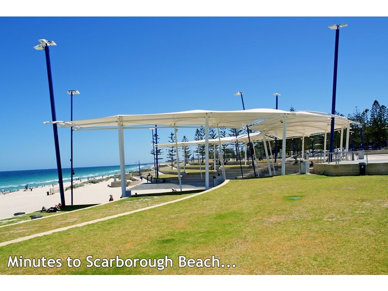 44 Stockdale Crescent, Wembley Downs WA 6019