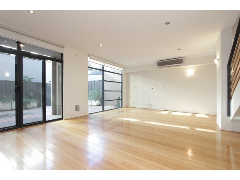 14/45 Stuart Street, Perth WA 6000