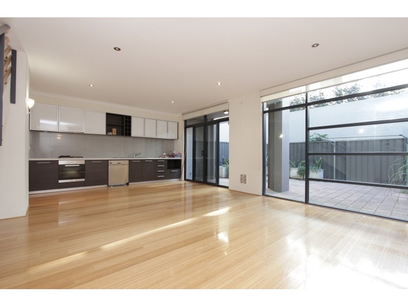 14/45 Stuart Street, Perth WA 6000